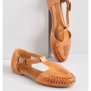 SBICCA Austin Explorer t strap sz 7 NIB ModCloth